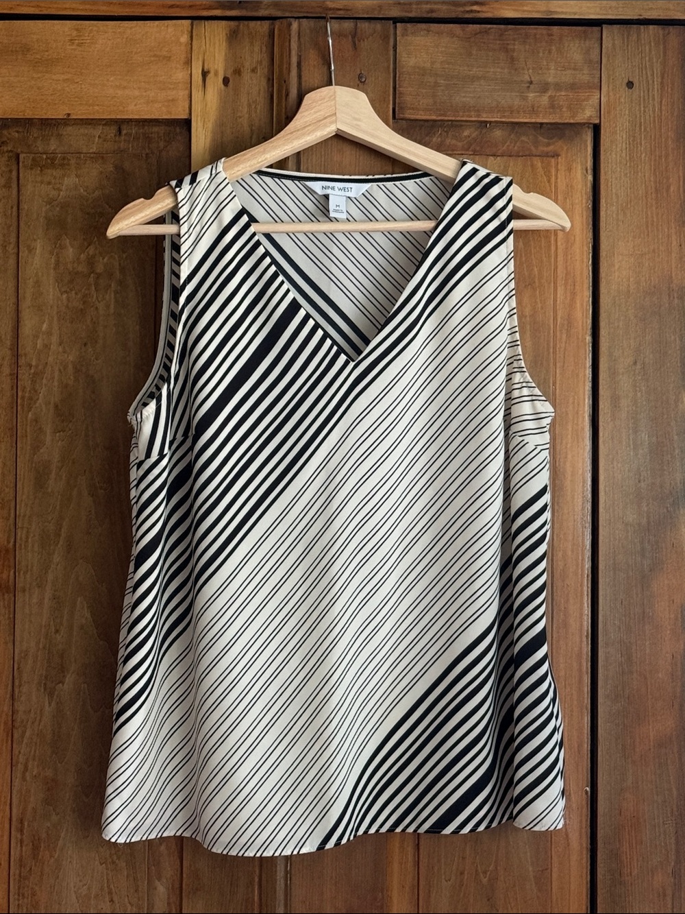 Nine West M Black and Cream Diagonal Stripe V-Neck Camy Business Casual